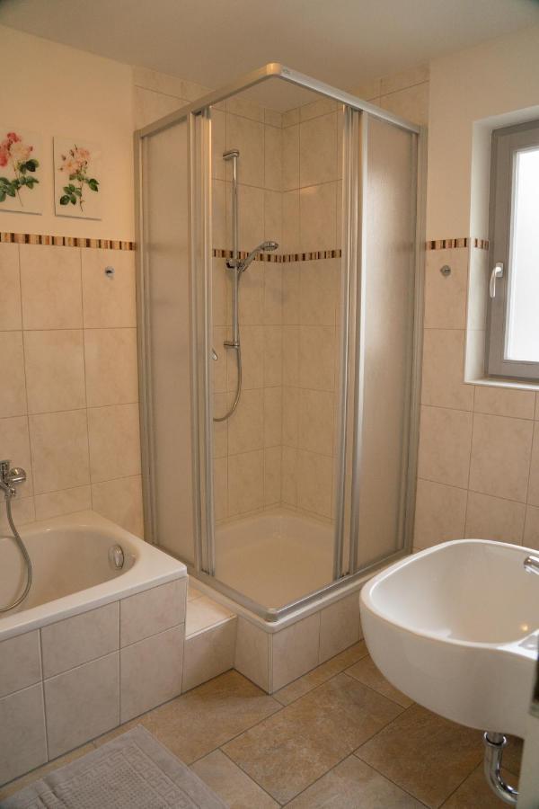 Urlaubsfreude Biedermann Haus Blumenglueck - Rose Apartment เซบนิทซ์ ภายนอก รูปภาพ